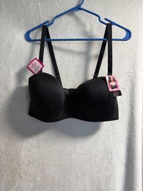Maidenform Black Convertible Strapless Bra with Removable Straps